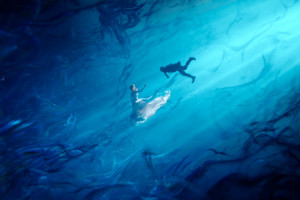 选手与粉丝的羁绊，穿越火线枪战竞技赛的情感纽带